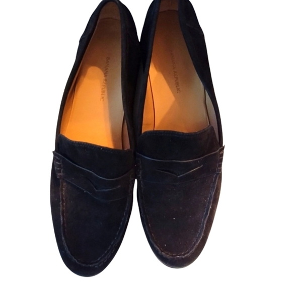 Banana Republic Woman's  Black Loafers - Picture 1 of 6